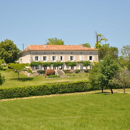 Domaine De Puyrousse Bed & Breakfast Riberac Exterior photo